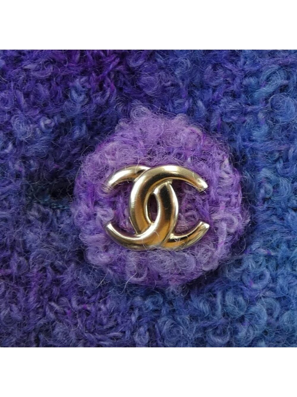 Chanel 20A Collarless Jacket - Picture 8 of 8